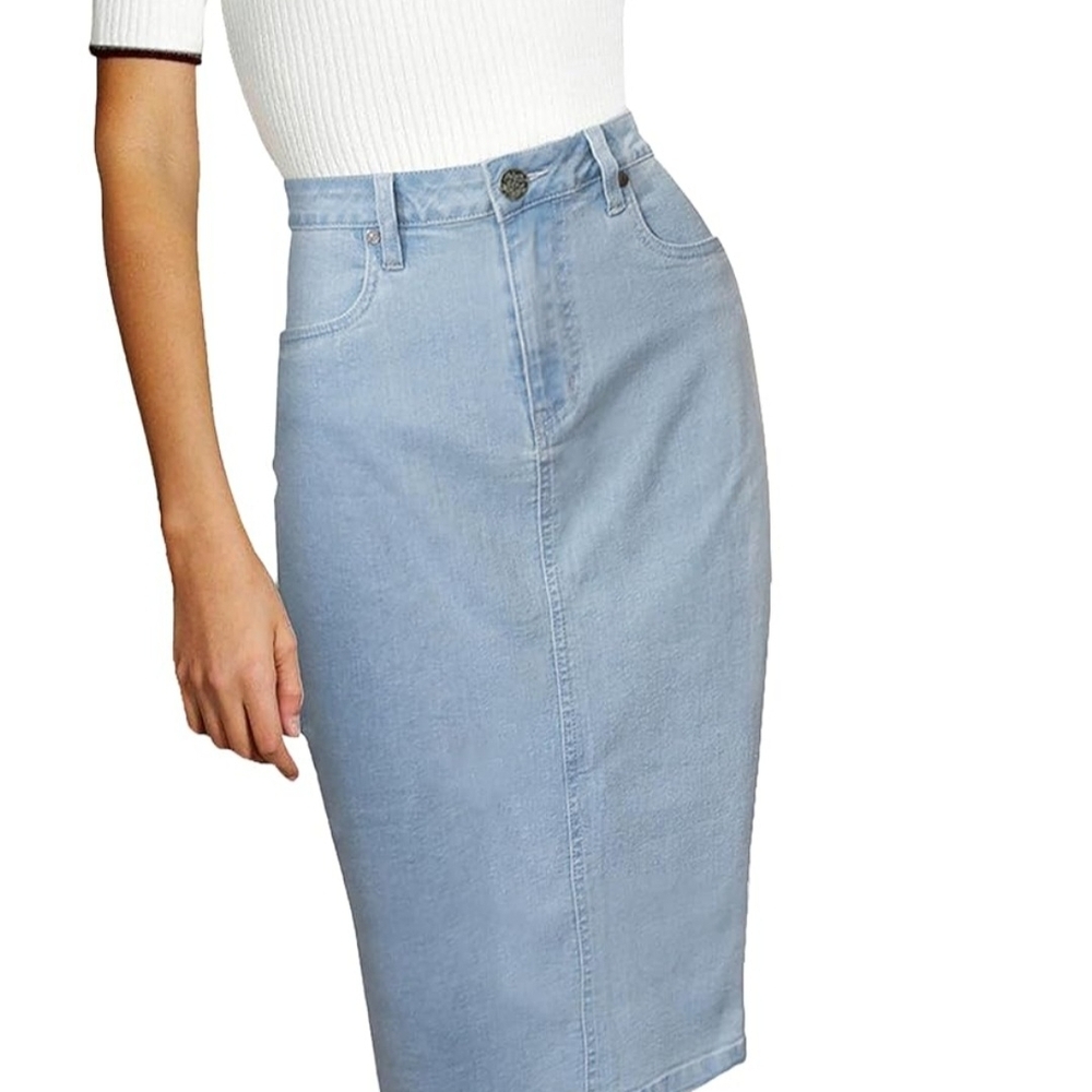 NWT Lexi Womens Stretch Pencil - Size 12